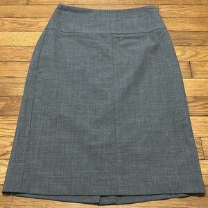 Grey Banana Republic Pencil Skirt - Sz. 0